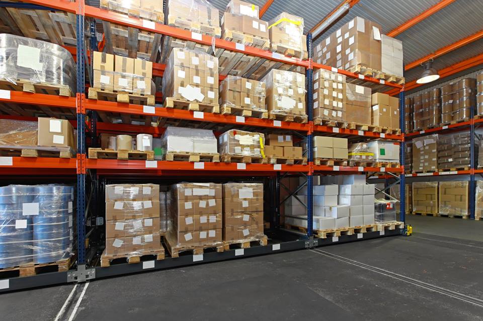 Pallet Flow Racking System Steel Shelf with Roller Tracks Warehouse Rack