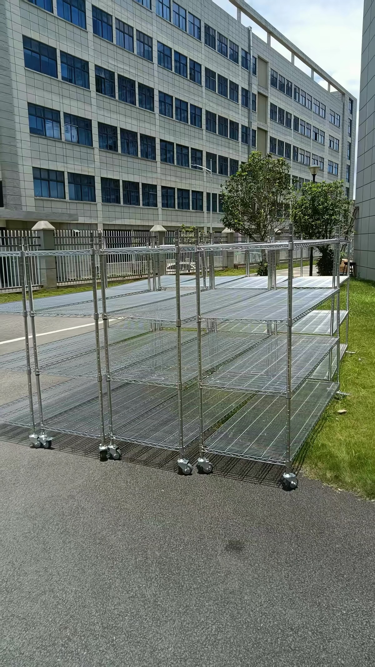 Adjustable Multi Tier Chrome Plated Carbon Steel Storage Rack For Warehouse Clean Room
