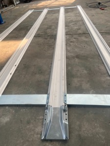 First in First Out Gravity Flow Lane Aluminum FIFO Rack Rail System