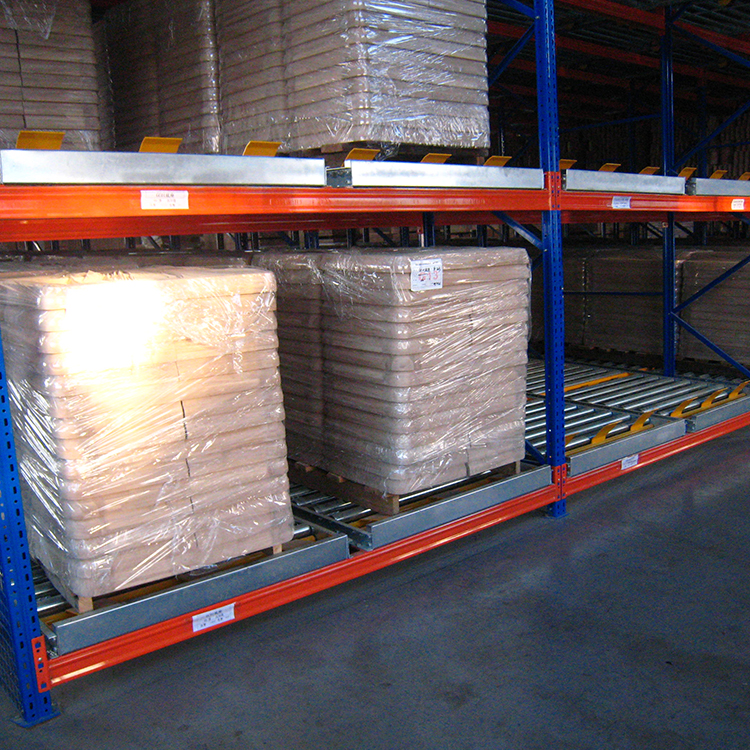 Warehouse FIFO Storage Racking System Flow Through Pallet Roller Racking