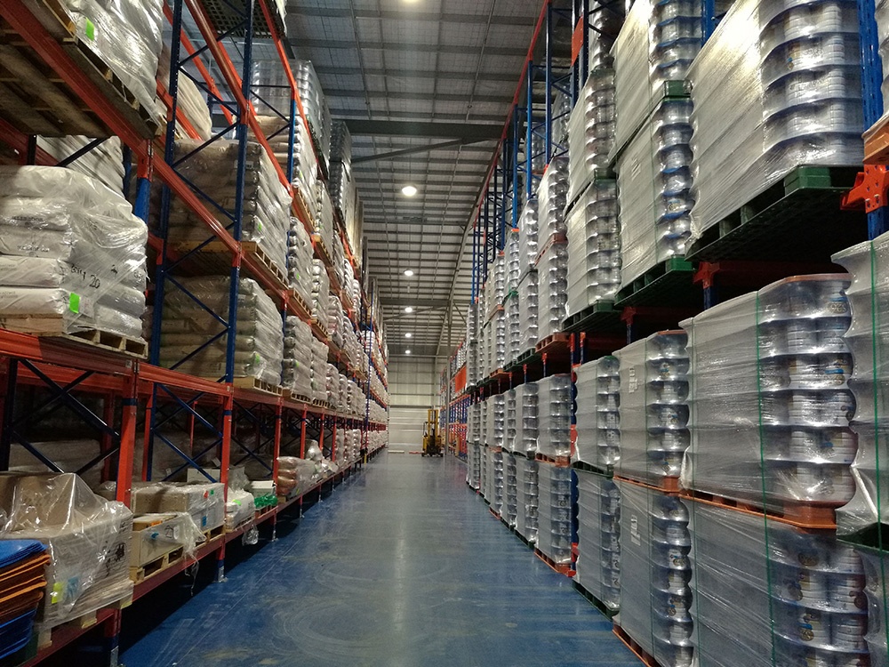 Drive In Racking Installation