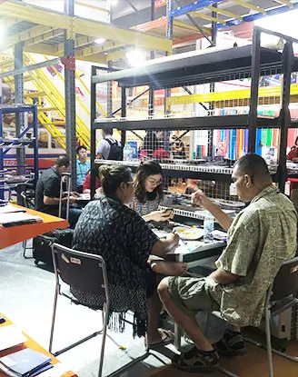 Technical racking consultation booth