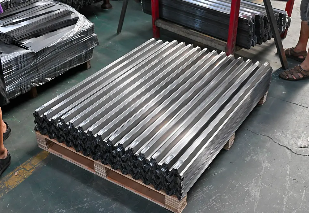 Manual structural welding and QA inspection