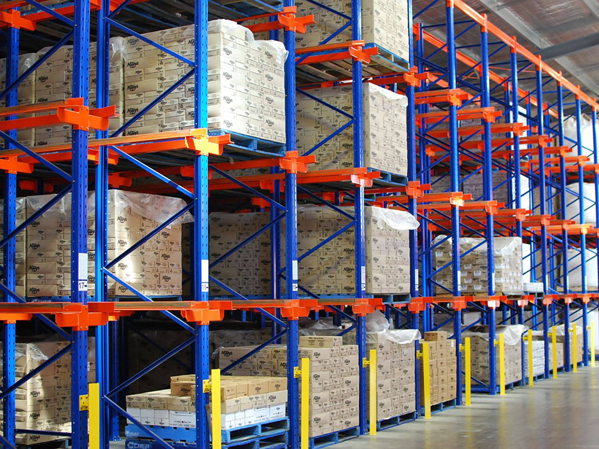 Customizable Heavy Duty Drive Through Pallet Racking System 5 Layer Steel Drive in Racking for Sale
